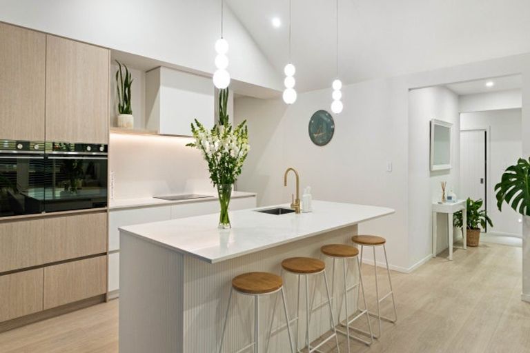 Photo of property in 24 Orawahi Road, Glenbrook, 2681