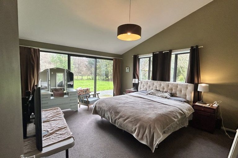 Photo of property in 150 Akatarawa Road, Reikorangi, Waikanae, 5391