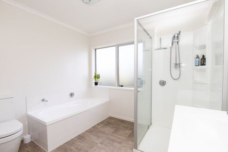 Photo of property in 56 Benner Drive, Ngatea, 3503