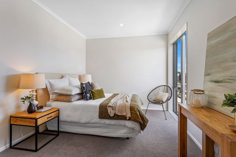 Photo of property in 35 Roundel Crescent, Whenuapai, Auckland, 0618