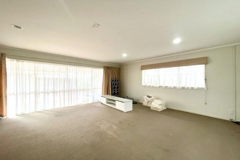 Photo of property in 1/3 Macleans Road, Bucklands Beach, Auckland, 2014