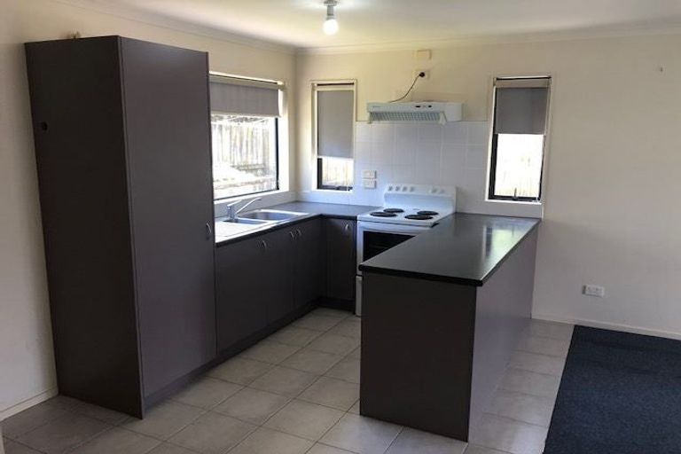 Photo of property in 12 Japonica Drive, Beach Haven, Auckland, 0626