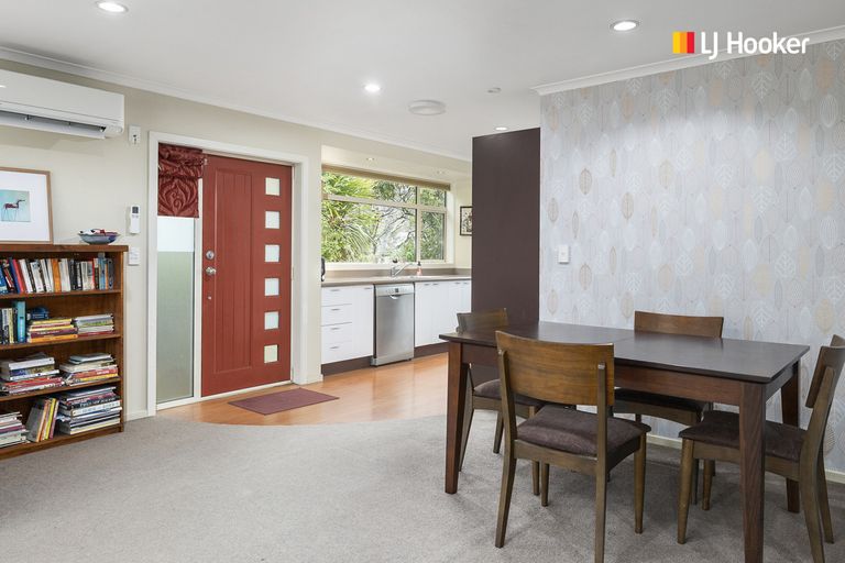 Photo of property in 11 Glenross Street, Glenross, Dunedin, 9011