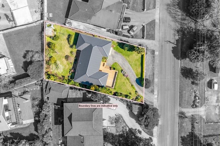 Photo of property in 87 Huia Street, Waikanae, 5036