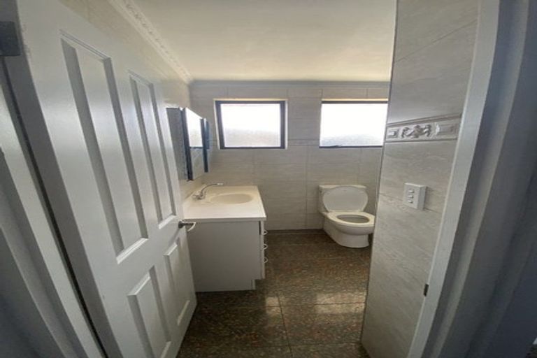 Photo of property in 20 Henwood Road, Mangere East, Auckland, 2024