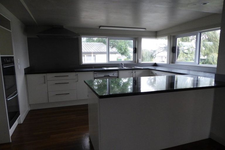 Photo of property in 29 Shortt Avenue, Mangere Bridge, Auckland, 2022