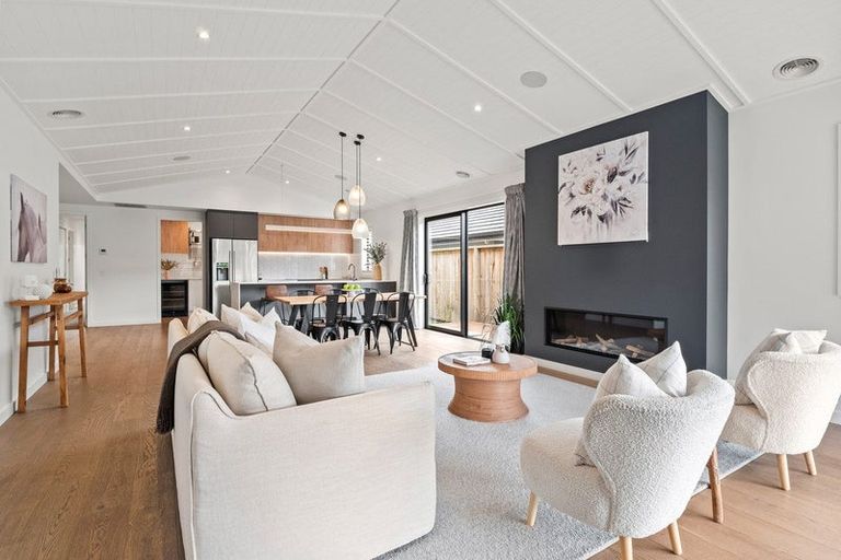 Photo of property in 93 Muster Road, Jacks Point, 9371