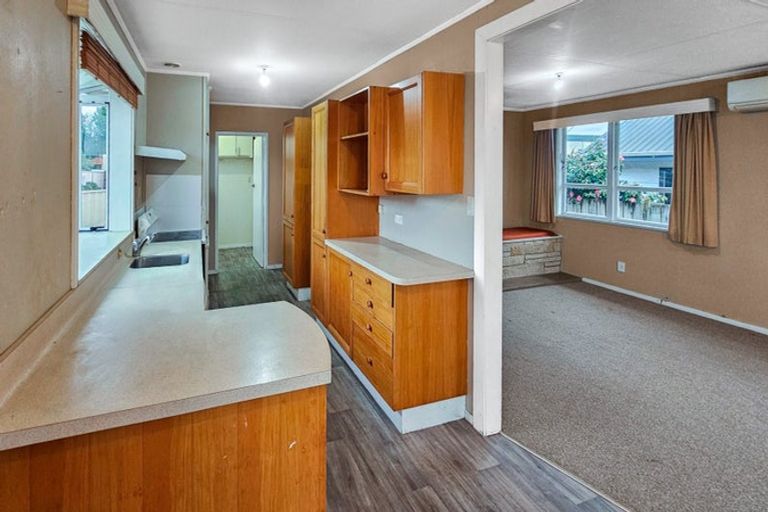 Photo of property in 15 Wharerangi Road, Tamatea, Napier, 4112
