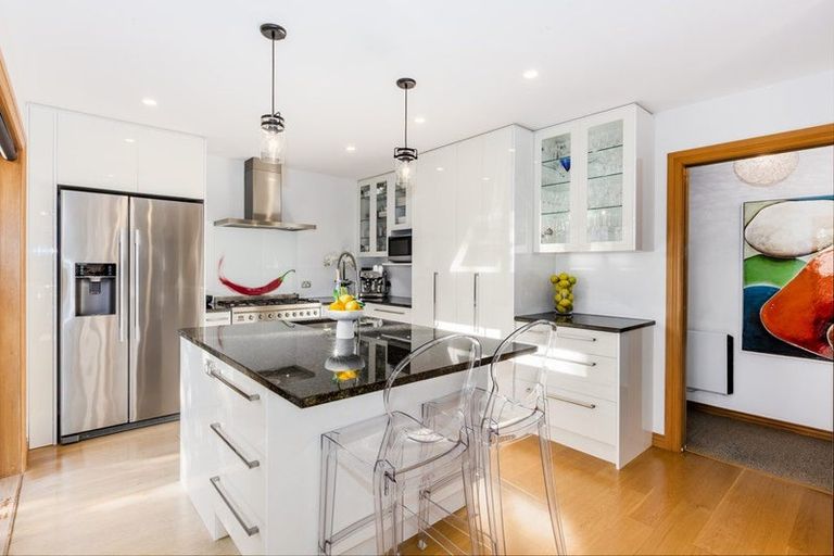 Photo of property in 19 Hinau Street, Woburn, Lower Hutt, 5010