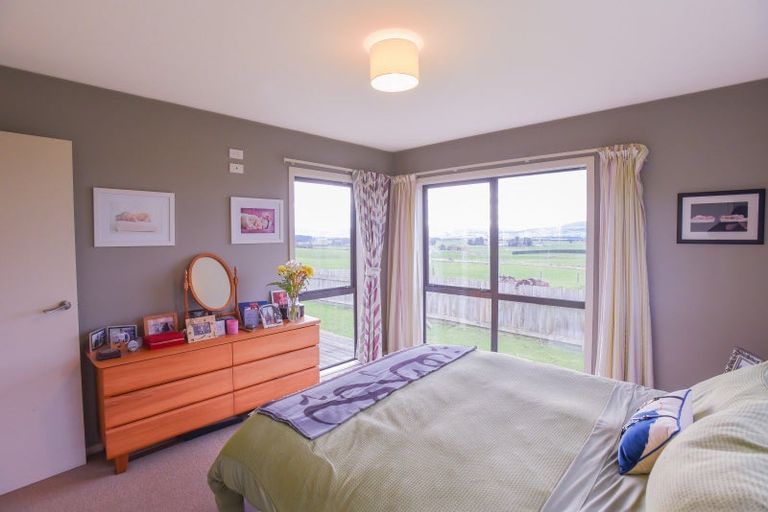 Photo of property in 24 Stephen Road, Browns, Winton, 9781