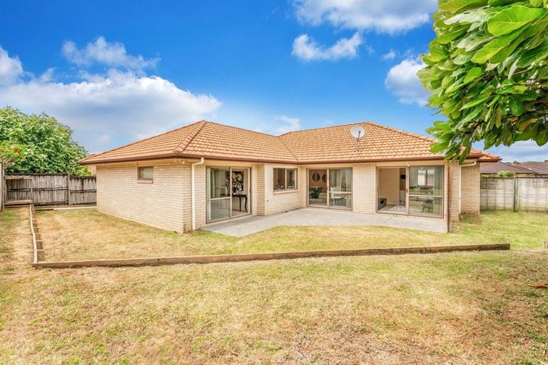 Photo of property in 51 Kelvin Hart Drive, East Tamaki, Auckland, 2013