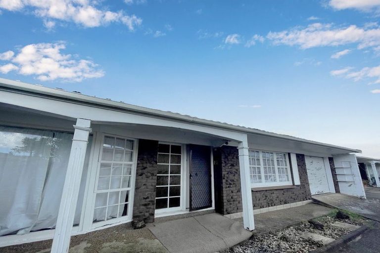 Photo of property in 3/256 Great South Road, Manurewa, Auckland, 2102