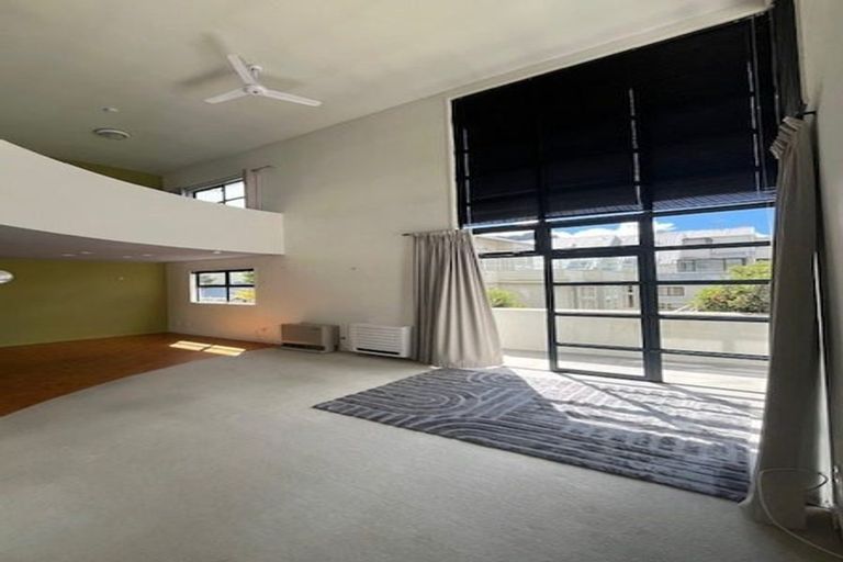 Photo of property in 10e Hobson Street, Thorndon, Wellington, 6011