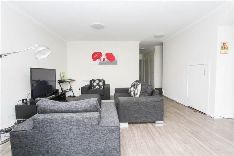 Photo of property in 77 Chiefs Court, Hamilton East, Hamilton, 3216