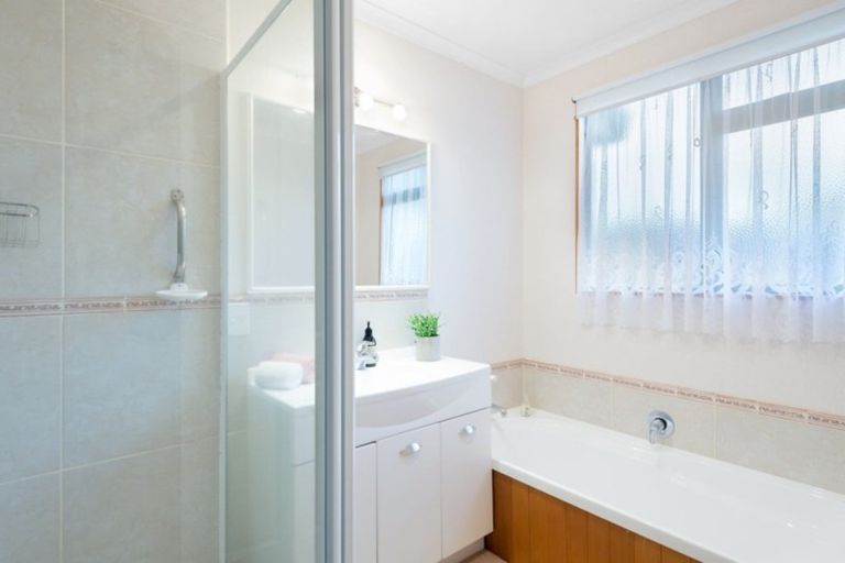 Photo of property in 2 Ruby Court, Chartwell, Hamilton, 3210