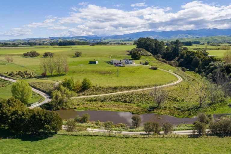 Photo of property in 769 State Highway 2, Opaki, Masterton, 5881