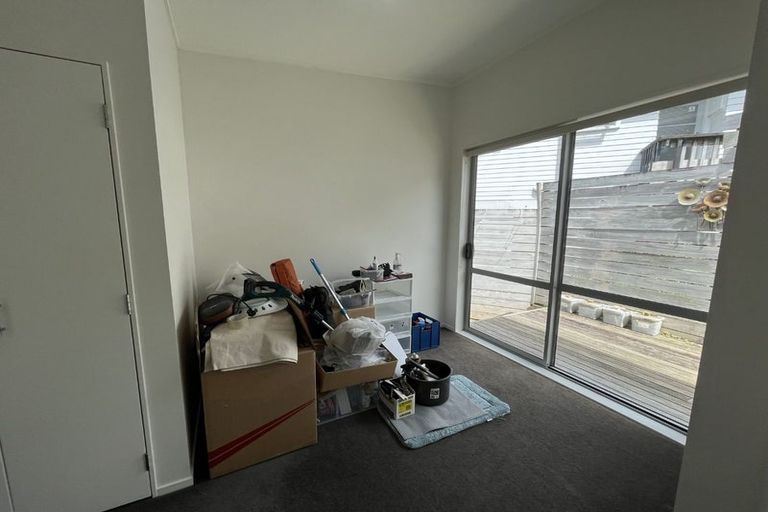 Photo of property in 8 Oreil Avenue, West Harbour, Auckland, 0618