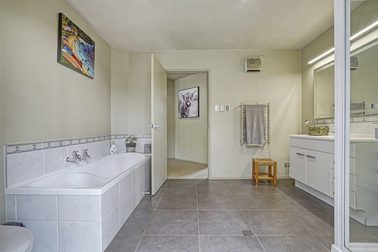 Photo of property in 1065 Crozier Street, Pirongia, 3802