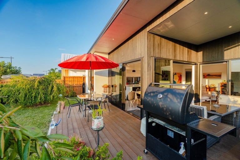 Photo of property in 57 Awatira Drive, Papamoa Beach, Papamoa, 3118