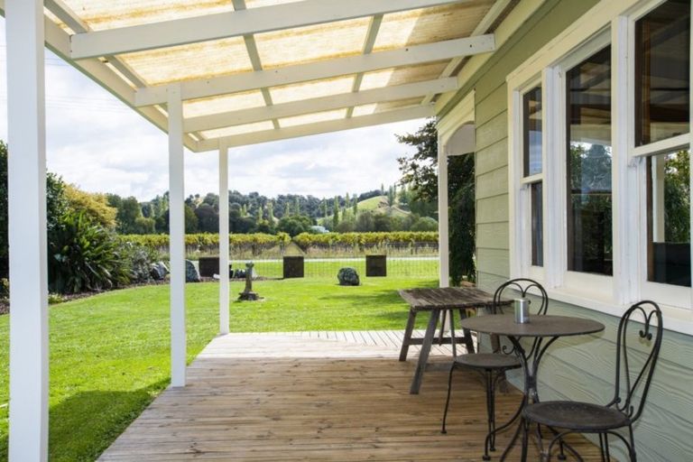 Photo of property in 36 Ngakoroa Road, Ormond, Gisborne, 4071