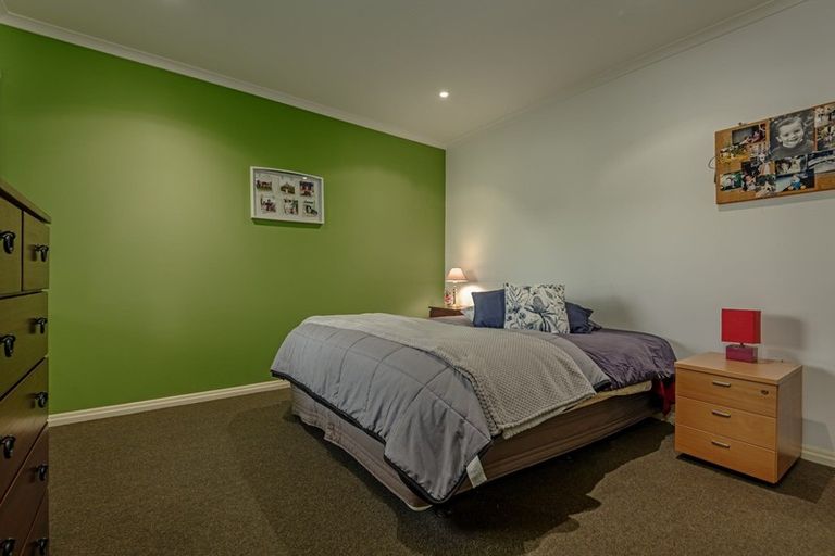Photo of property in 17 Angus Lane, Tokomaru, Palmerston North, 4474