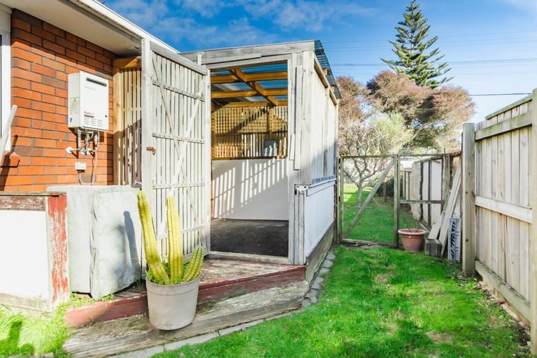 Photo of property in 263 Te Moana Road, Waikanae, 5036