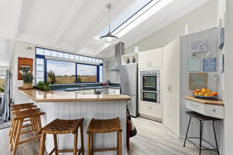 Photo of property in 7 Butlers Lane, Oakura, 4314