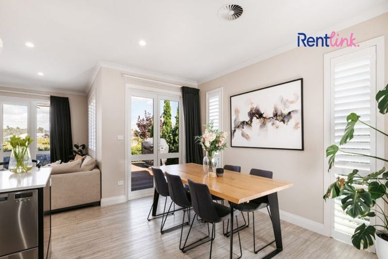 Photo of property in 17 Matepu Crescent, Pyes Pa, Tauranga, 3112