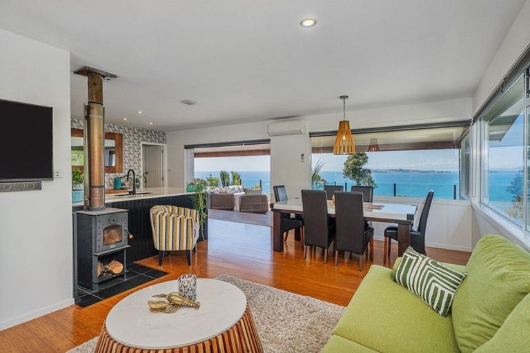 Photo of property in 241 Paku Drive, Tairua, 3508