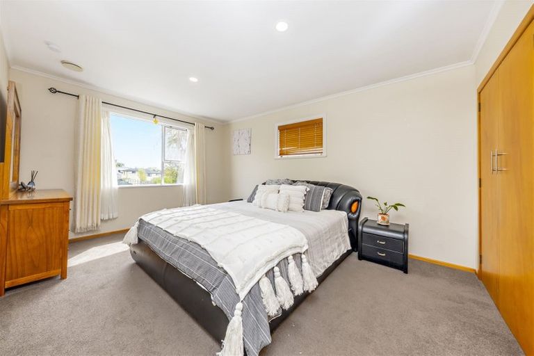 Photo of property in 7 Beldon Place, Pakuranga Heights, Auckland, 2010
