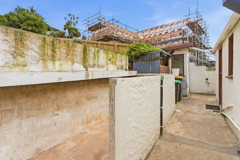 Photo of property in 13 Queen Street, Brighton, Dunedin, 9035