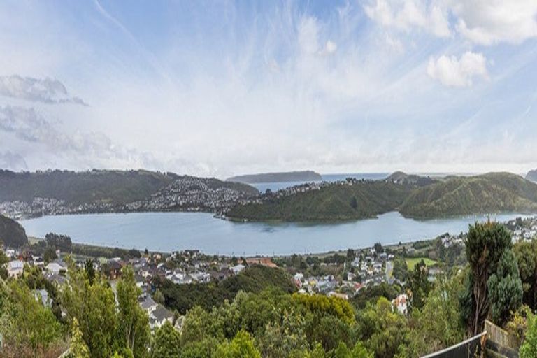 Photo of property in 128 Conclusion Street, Ascot Park, Porirua, 5024