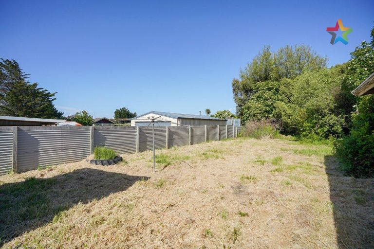 Photo of property in 11 Dyson Street, Strathern, Invercargill, 9812