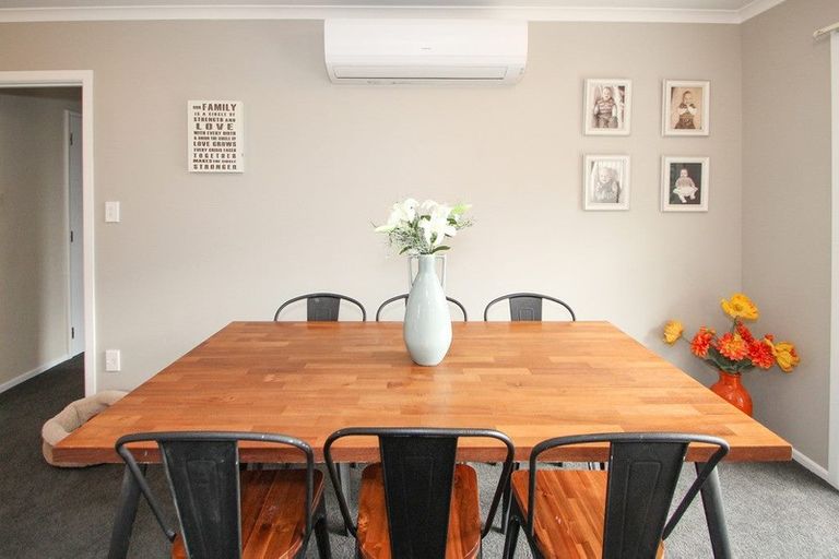 Photo of property in 104 Perth Street, Holmes Hill, Oamaru, 9401