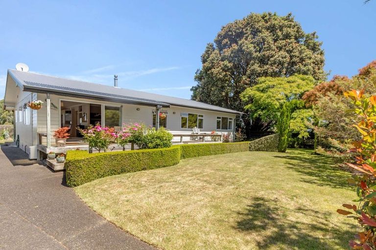 Photo of property in 18 Pickwick Road, Otamatea, Whanganui, 4571