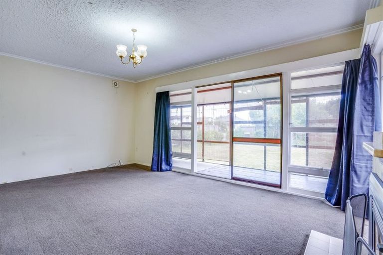 Photo of property in 129 Springs Road, Hornby, Christchurch, 8042