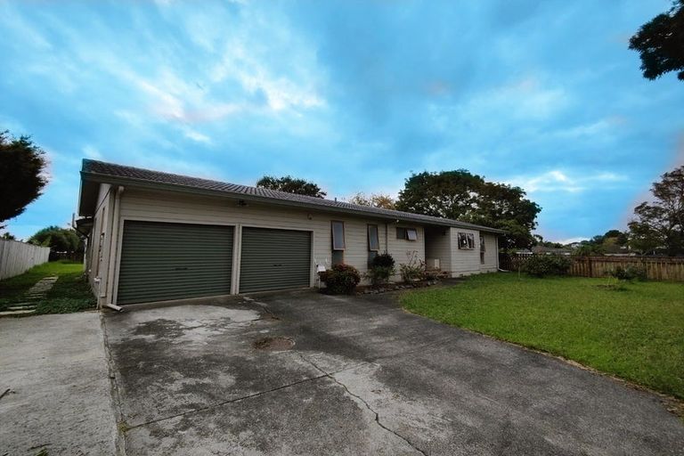 Photo of property in 4 Derrimore Heights, Clover Park, Auckland, 2019