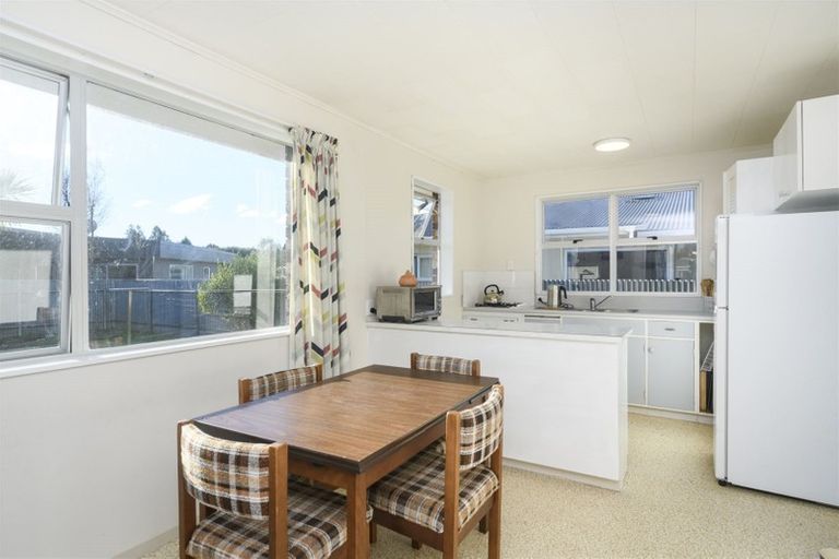 Photo of property in 29 Kimberley Grove, Westbrook, Palmerston North, 4412