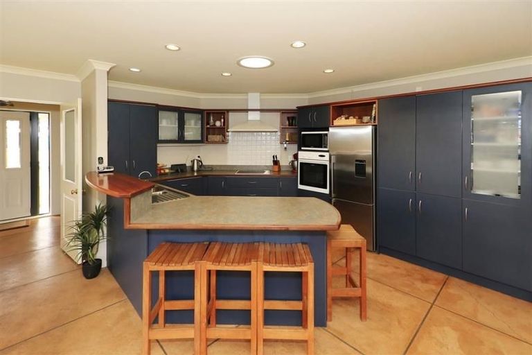 Photo of property in 23 Admiral Crescent, Flagstaff, Hamilton, 3210