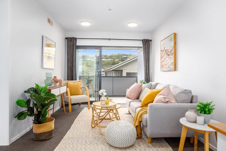 Photo of property in 3/232 Main Road, Tawa, Wellington, 5028