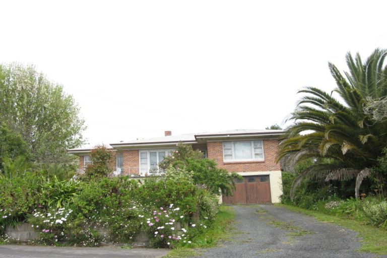 Photo of property in 307 Matua Road, Kumeu, 0891