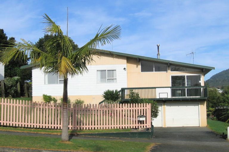 Photo of property in 19 Escalona Street, Te Kamo, Whangarei, 0112