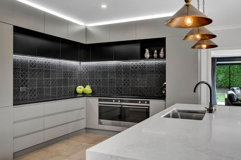 Photo of property in 22a Larlin Drive, Hawera, 4675