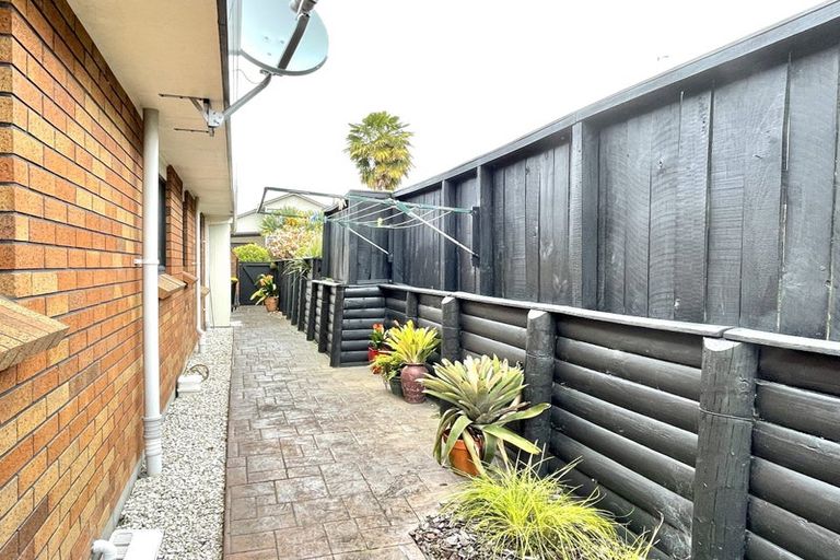 Photo of property in 1 Oleander Lane, Mount Maunganui, 3116