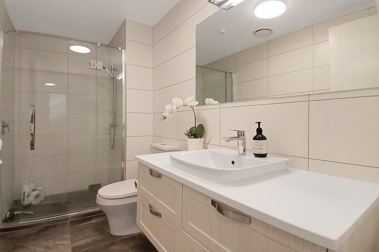 Photo of property in 132 Eaves Bush Parade, Orewa, 0931