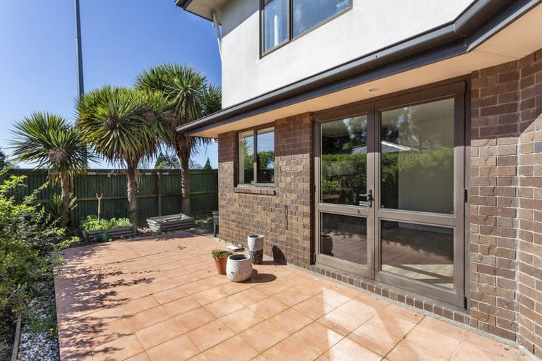 Photo of property in 51b Middleton Road, Upper Riccarton, Christchurch, 8041