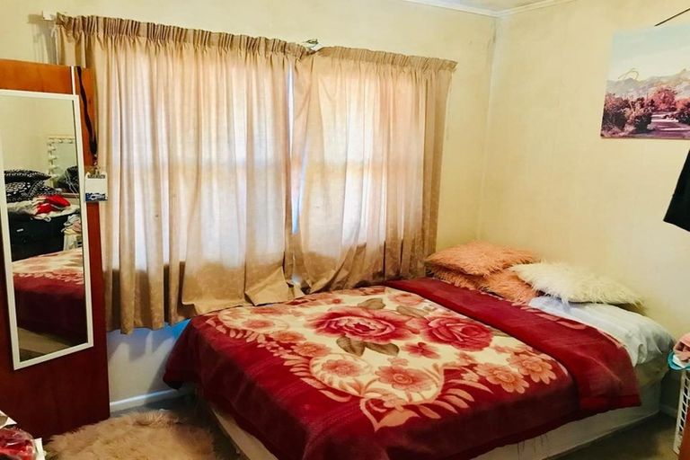 Photo of property in 1/127 Coronation Road, Papatoetoe, Auckland, 2025