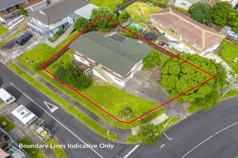 Photo of property in 9 Kurnell Drive, Botany Downs, Auckland, 2010
