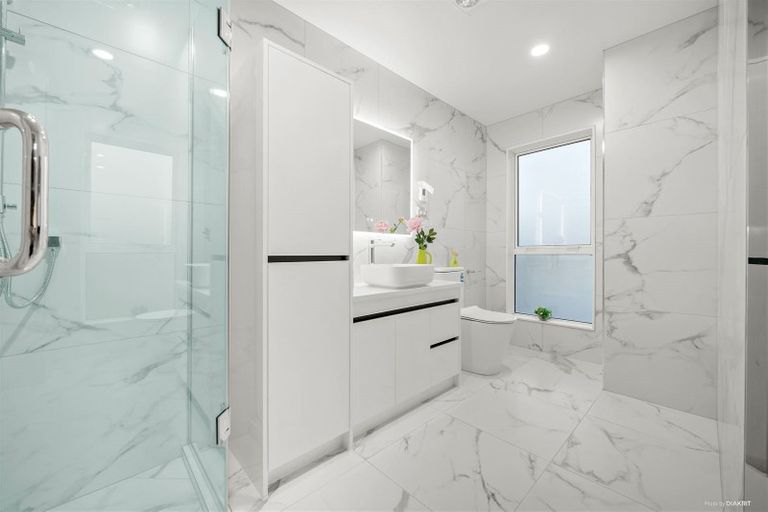 Photo of property in 96 Tir Conaill Avenue, Flat Bush, Auckland, 2019