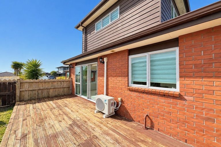 Photo of property in 10 Andrusha Place, Flat Bush, Auckland, 2019